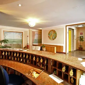 Cristal Bari